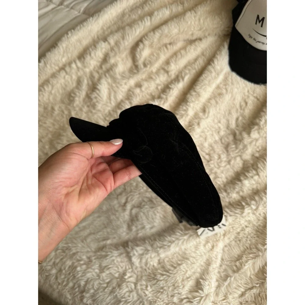 NWT Zara Accessories Black Velvet Baker Boy Newsboy Cap Hat Size Medium